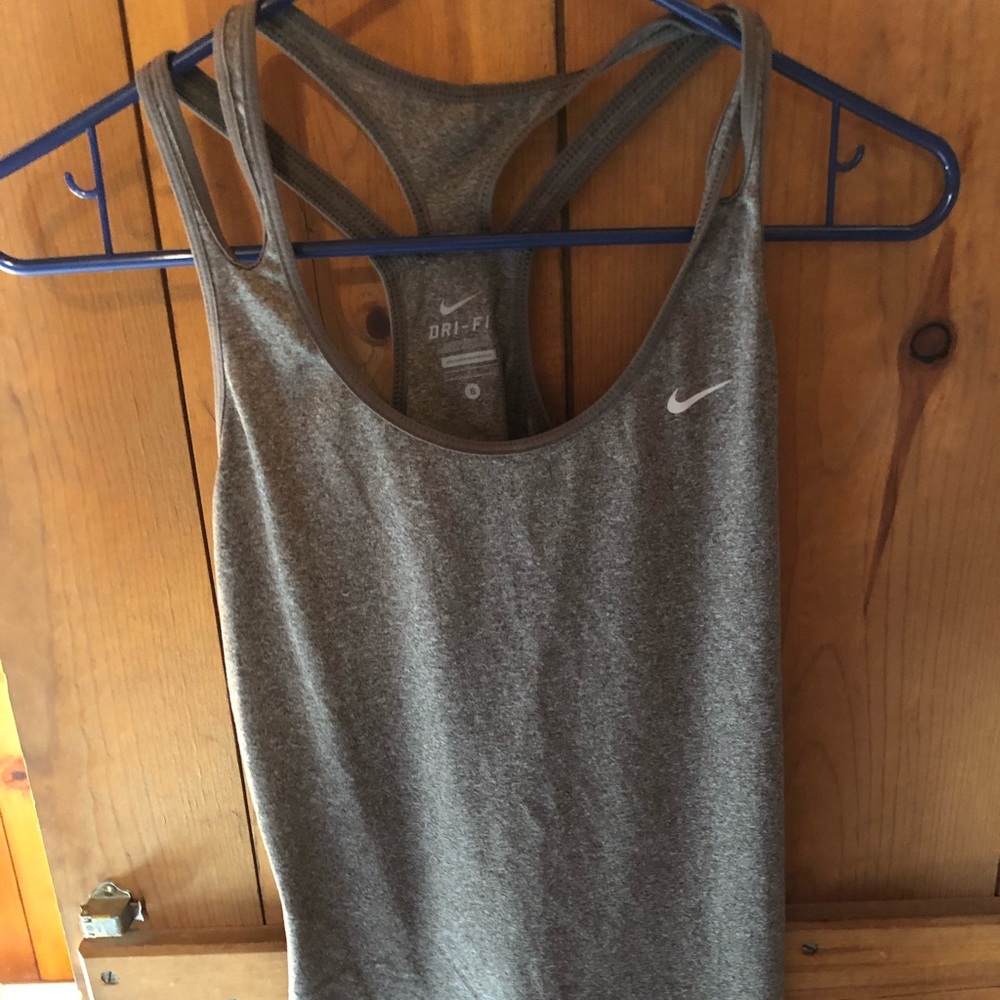 Nike workout tank
